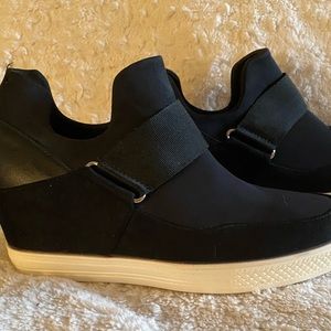 Nicole miller booties size 10